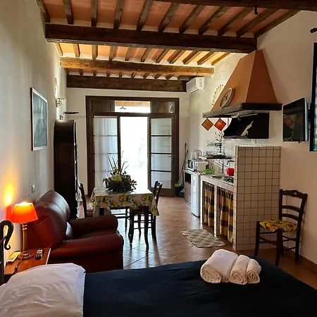 Apartment I Girasoli Di Lari - Bilocale La Margherita *