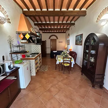 Apartment I Girasoli Di Lari - Bilocale La Margherita